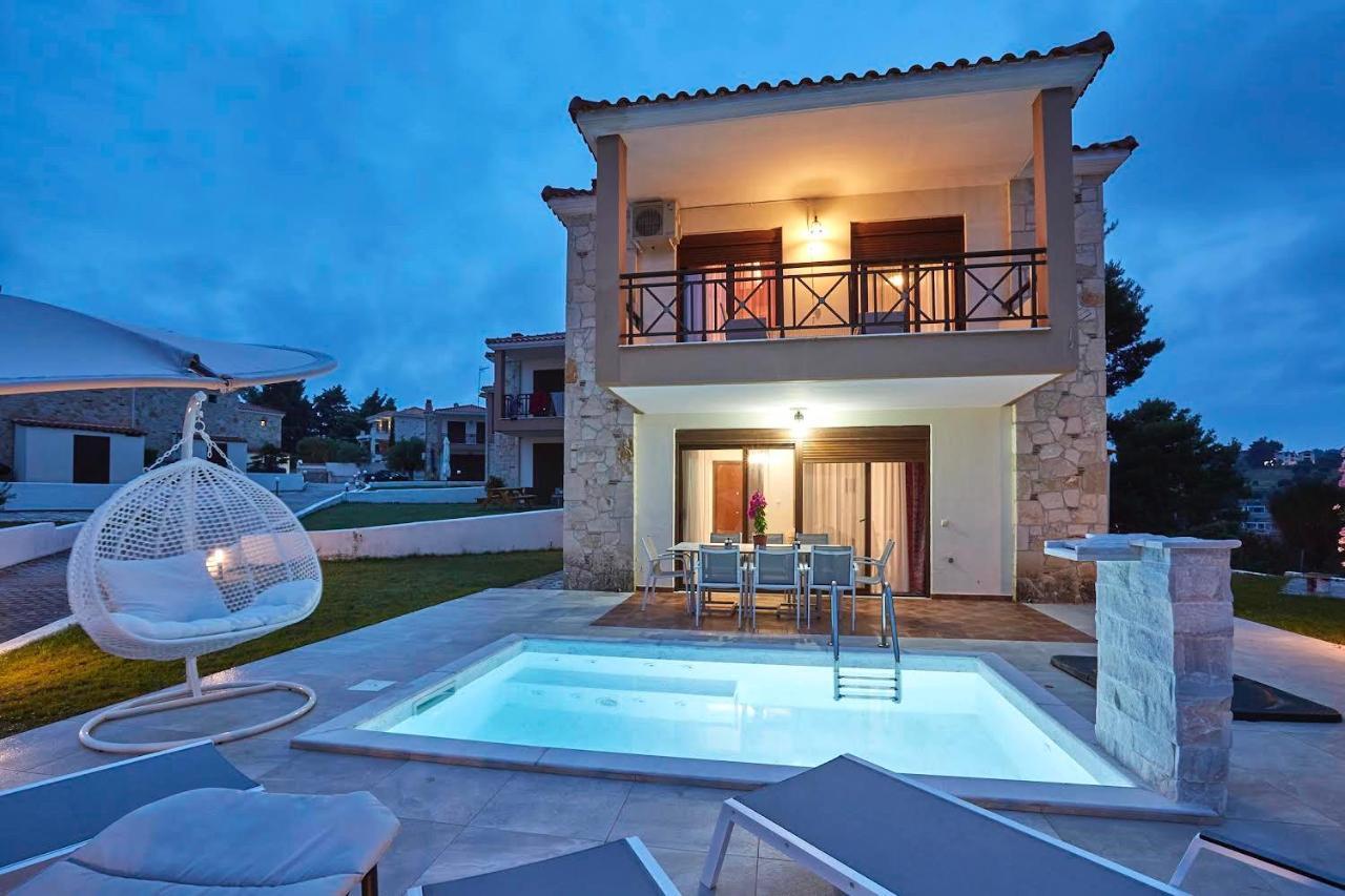 Earthy Boutique Luxurious House -Marble Luxury House Villa ปัลลูรี ภายนอก รูปภาพ