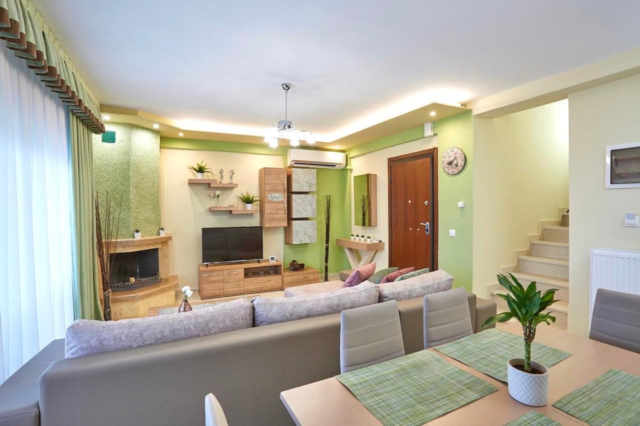 Earthy Boutique Luxurious House -Marble Luxury House Villa ปัลลูรี ภายนอก รูปภาพ
